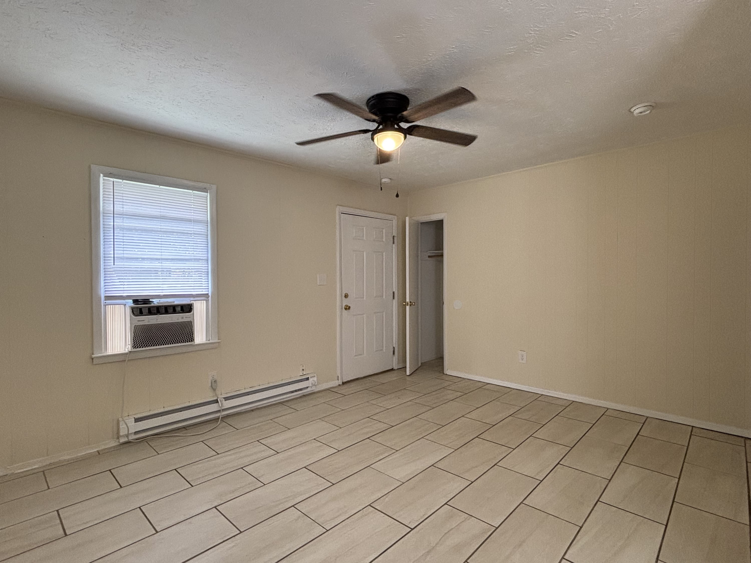 4946 Robin Street – photo 3