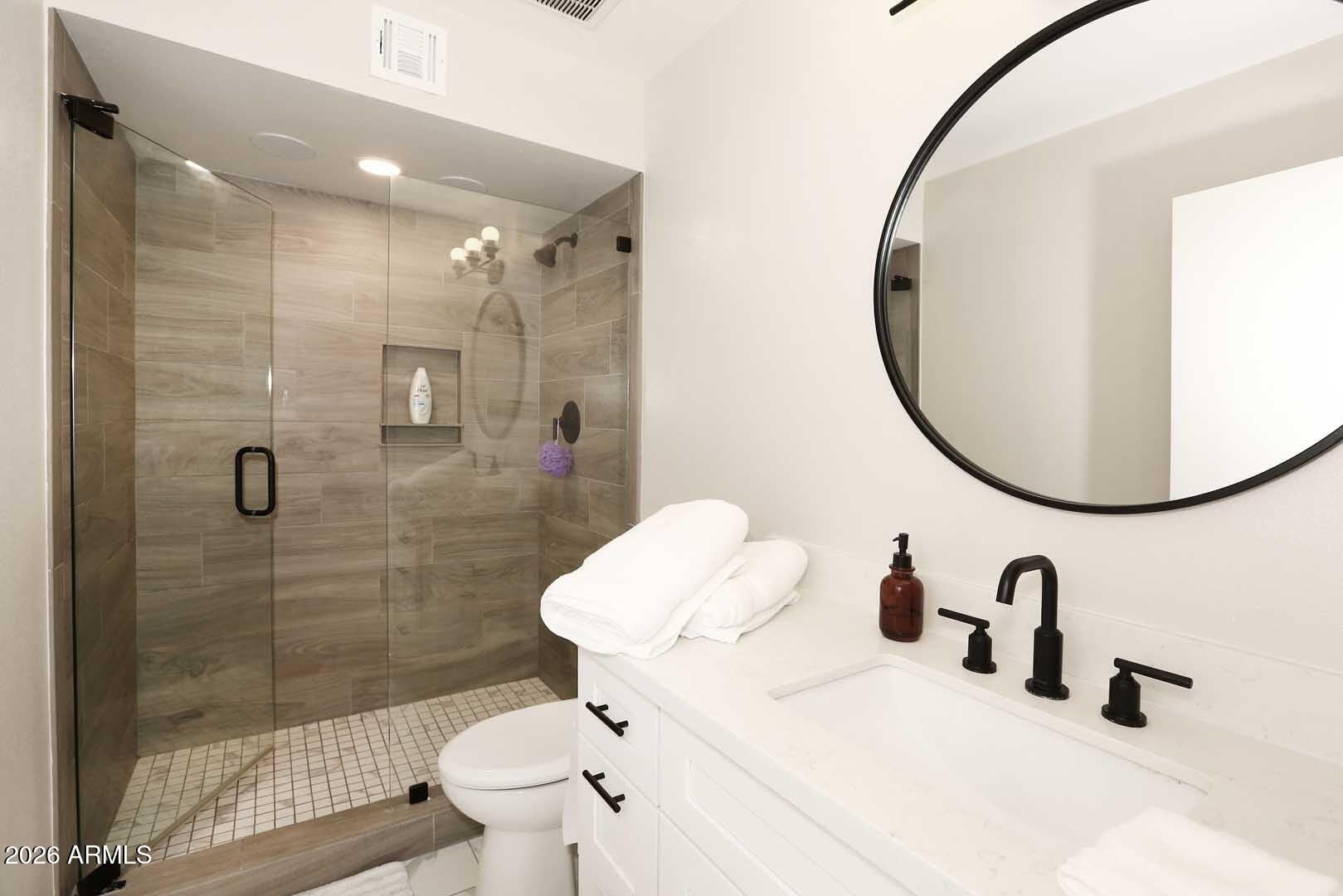 8390 E SOLANO Drive – photo 2