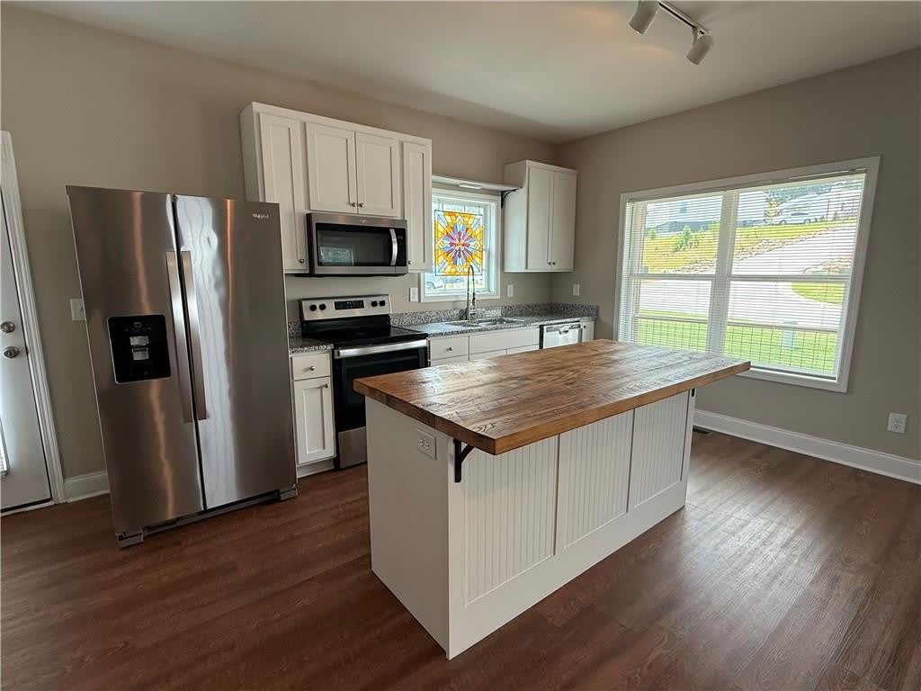 519 Liberty Park Drive – photo 4