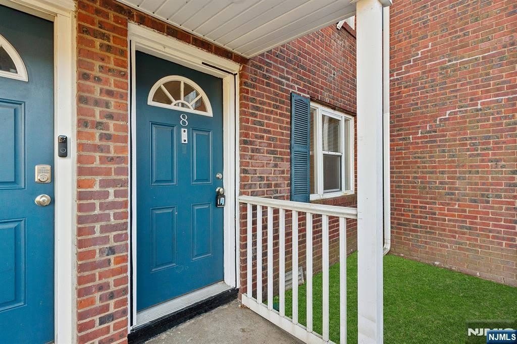 28 Sheffield Avenue – photo 3