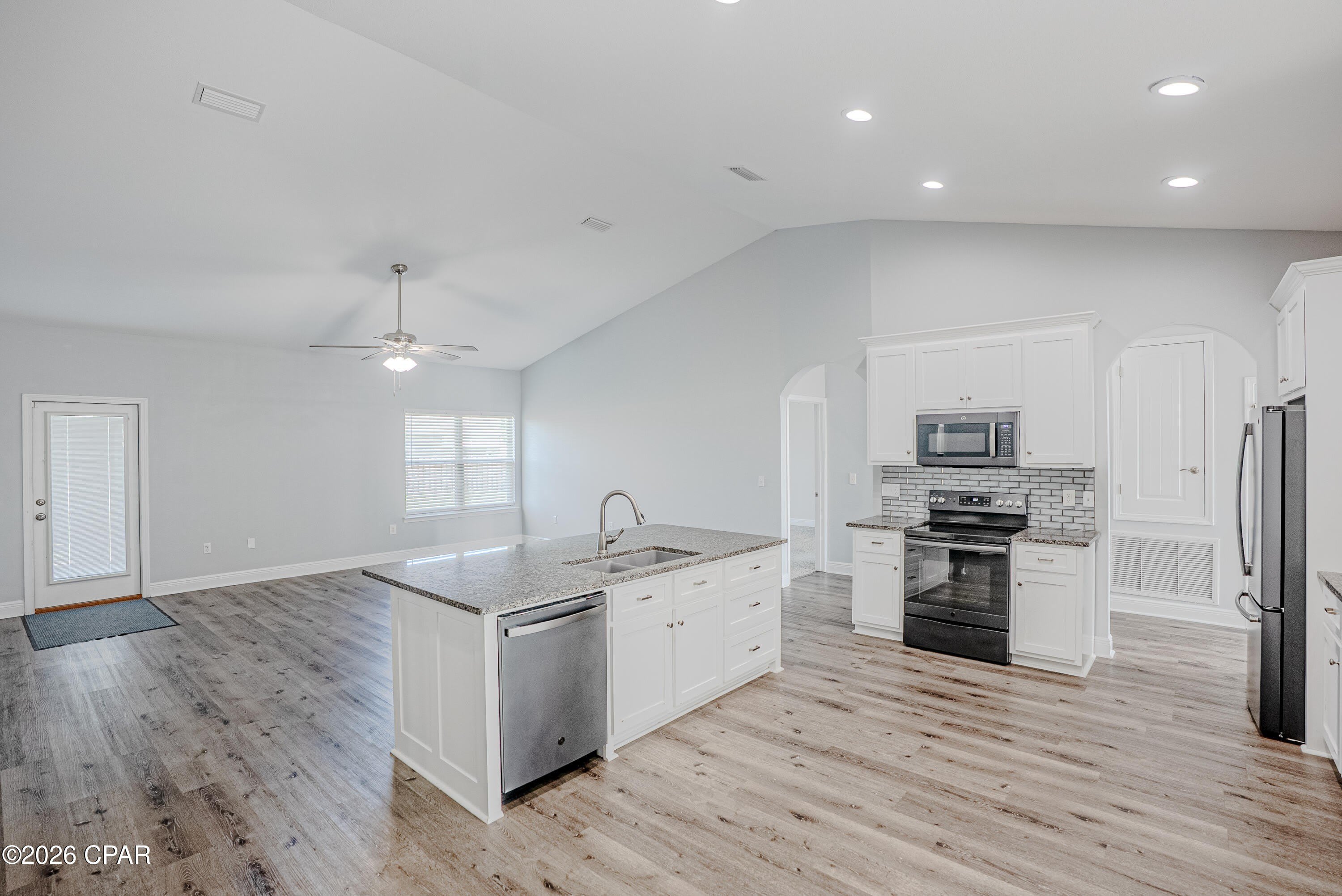 3203 Colter Street – photo 3