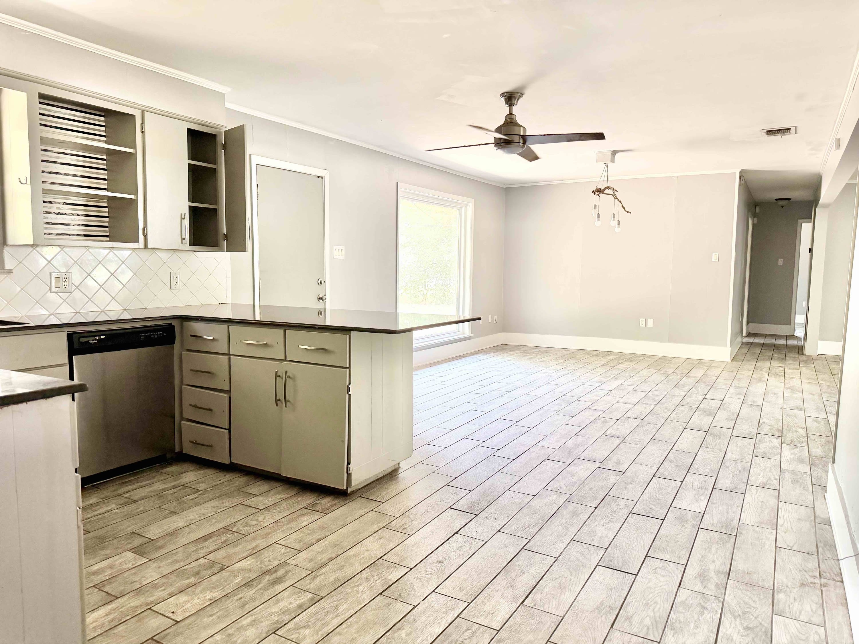 735 Westbrook Drive – photo 5