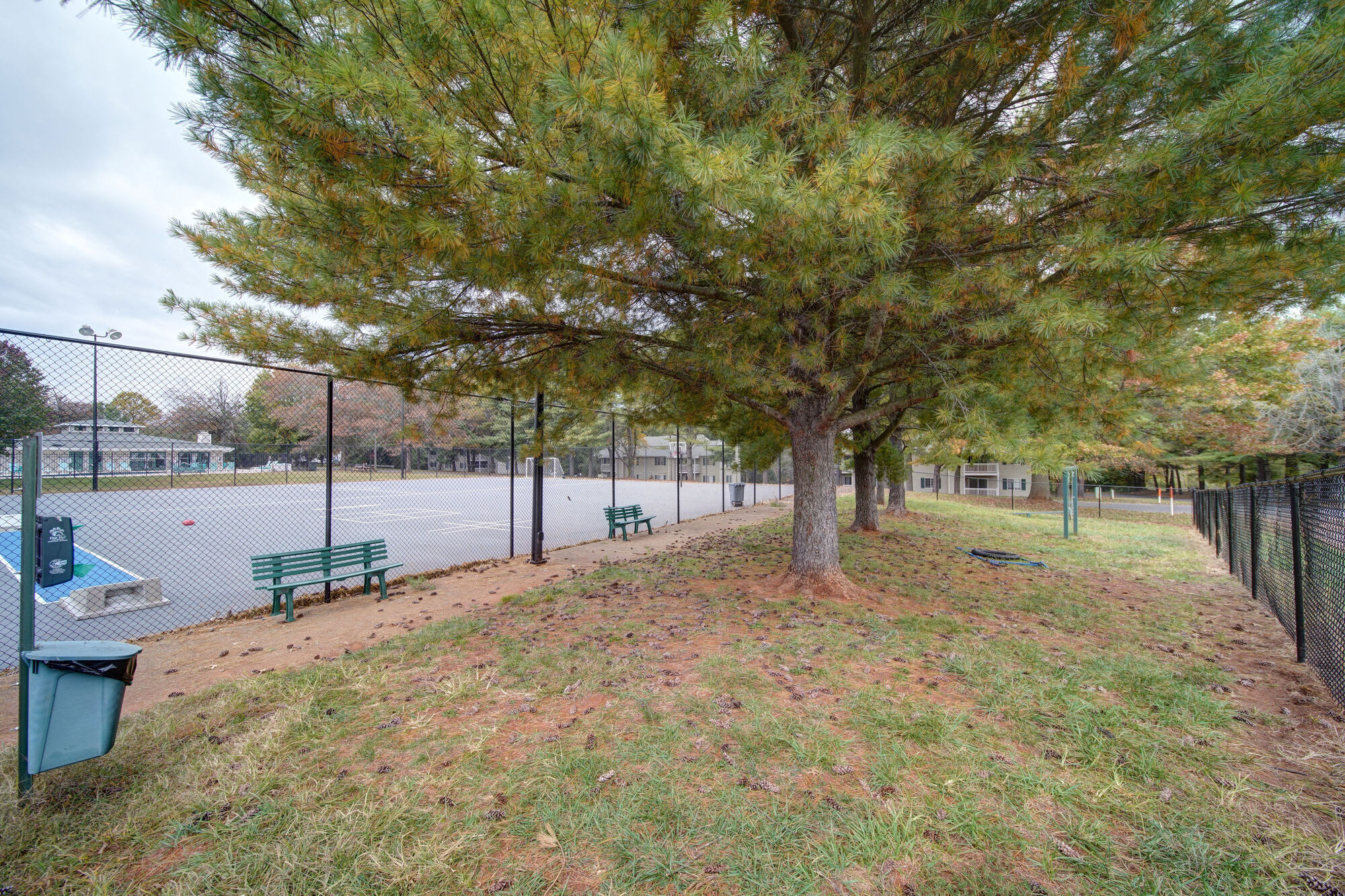 Sentry Pointe Apartments – photo 2