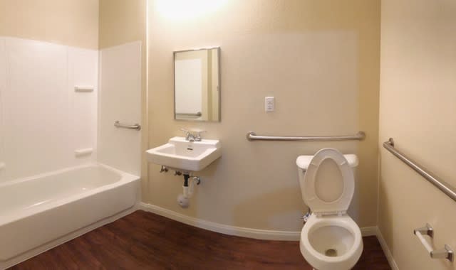 4806 E Charleston Blvd #7 – photo 4