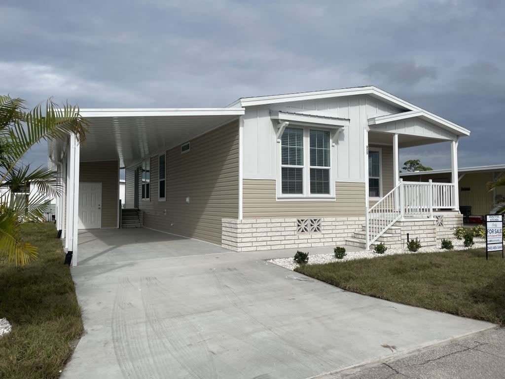 925 Sand Cay Avenue – photo 2