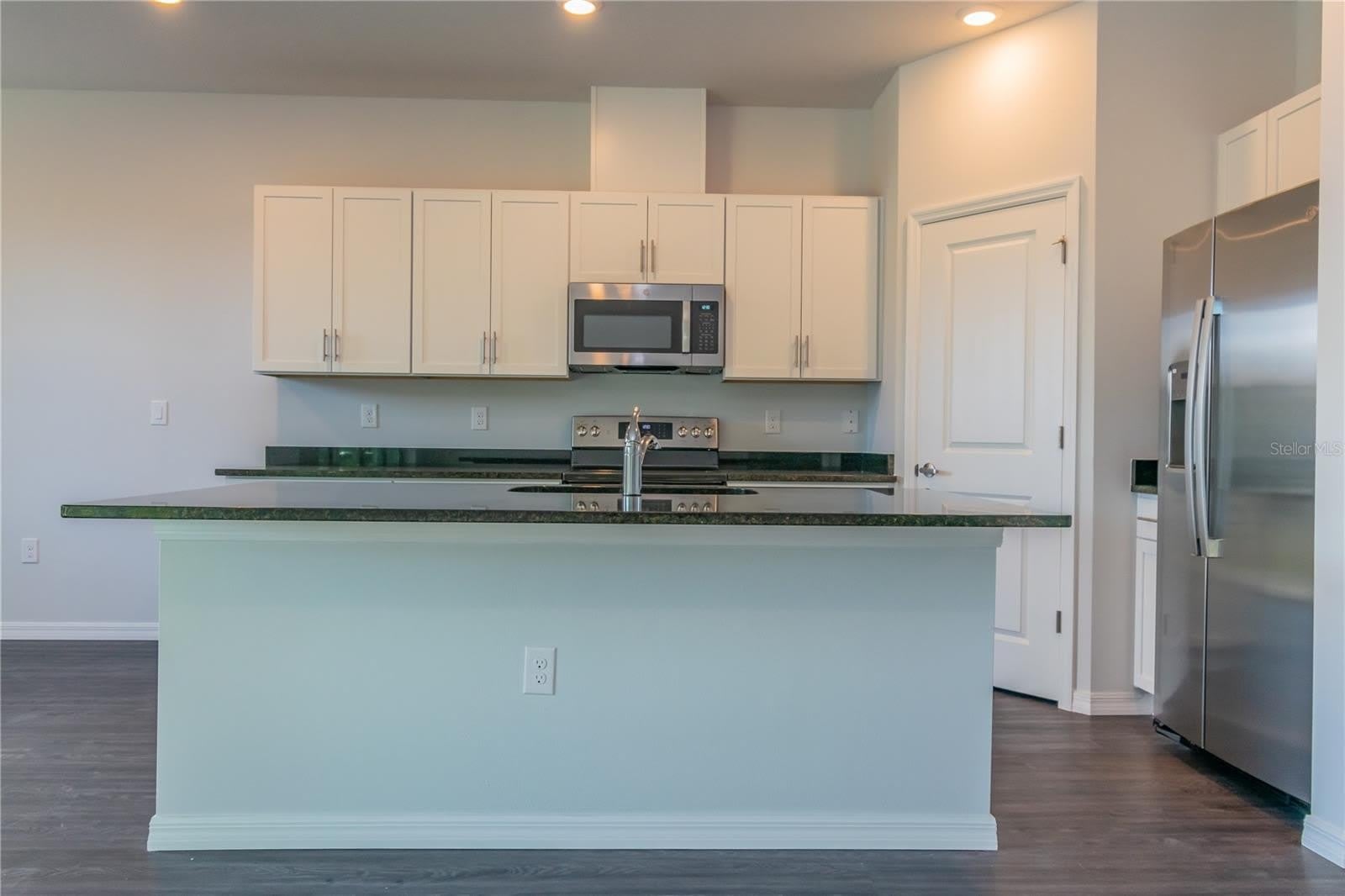 1348 PALAU Street SE – photo 5