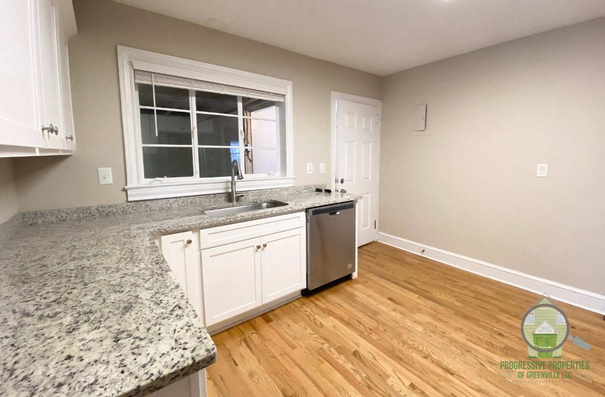 10 Auburn Street – photo 4