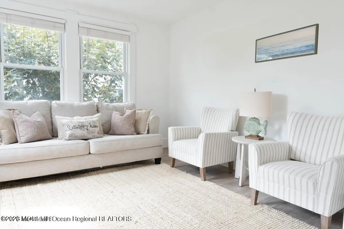 907 Bergh Street – photo 2