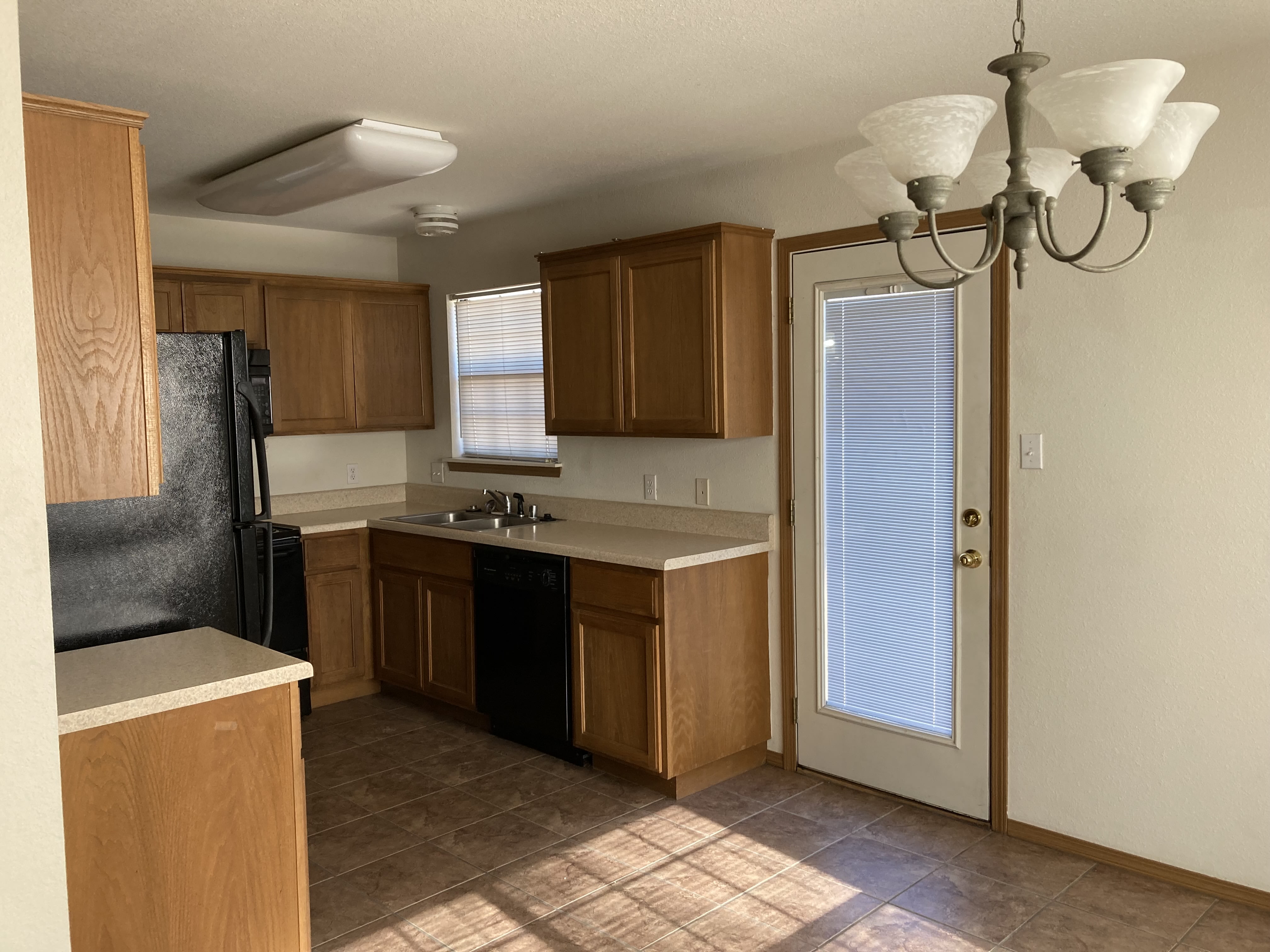 1525 Fianna Pl Ct – photo 2