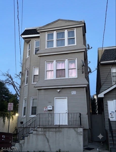 764 S 16Th St – photo 1