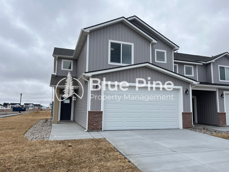 1195 Jaylee Drive – photo 1