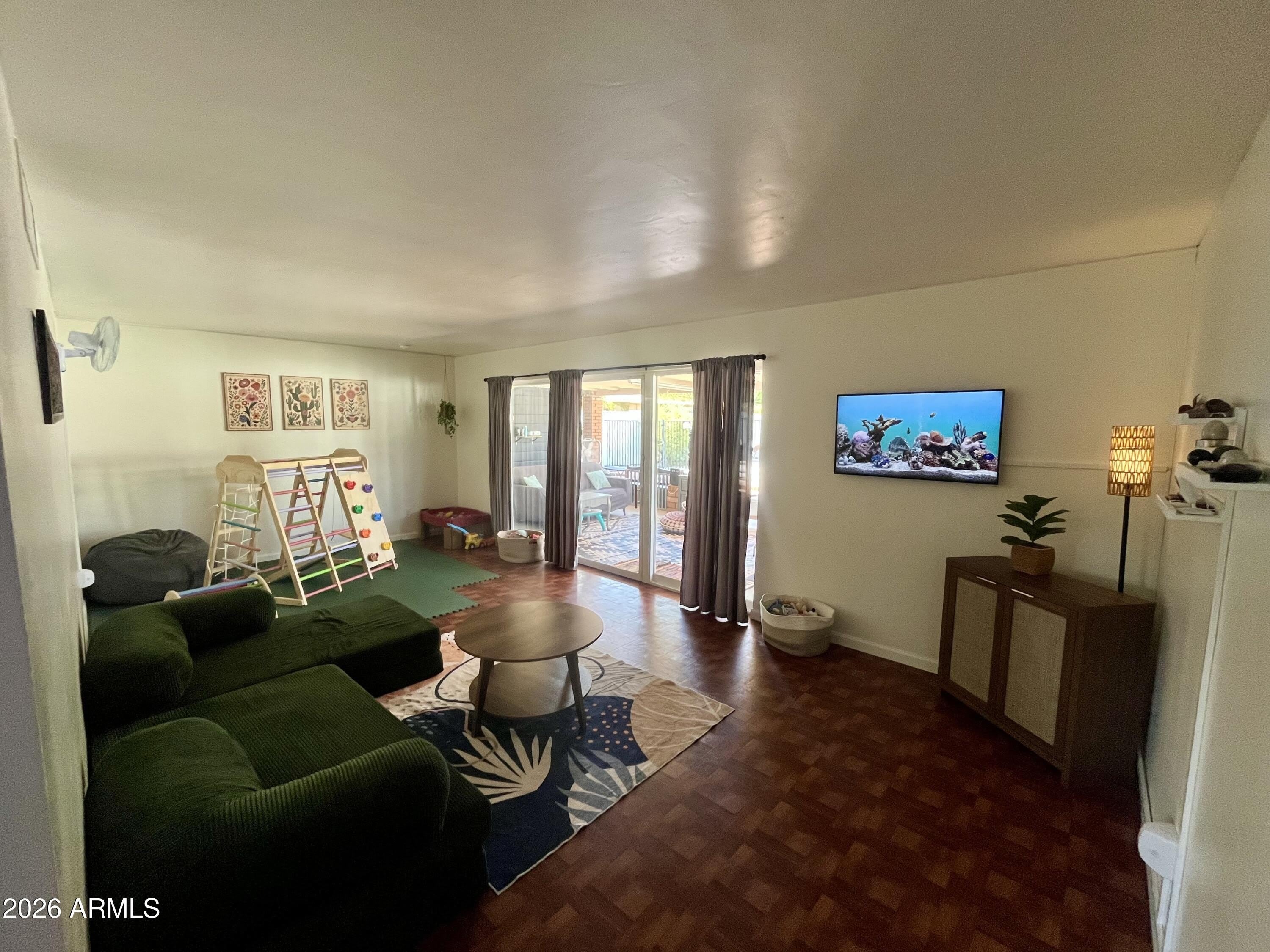 1222 E MCLELLAN Boulevard – photo 5