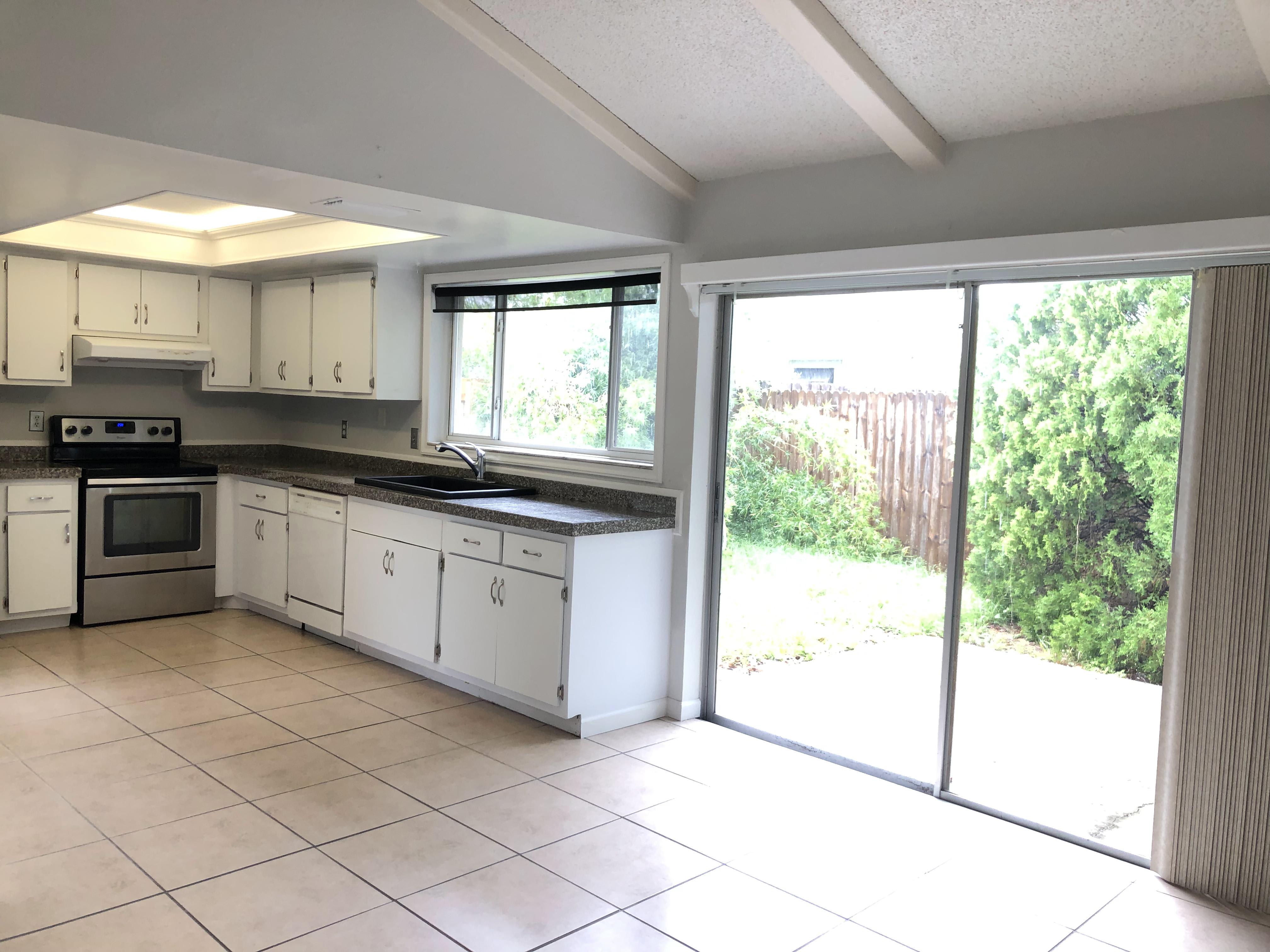 2378 Covington Dr – photo 5