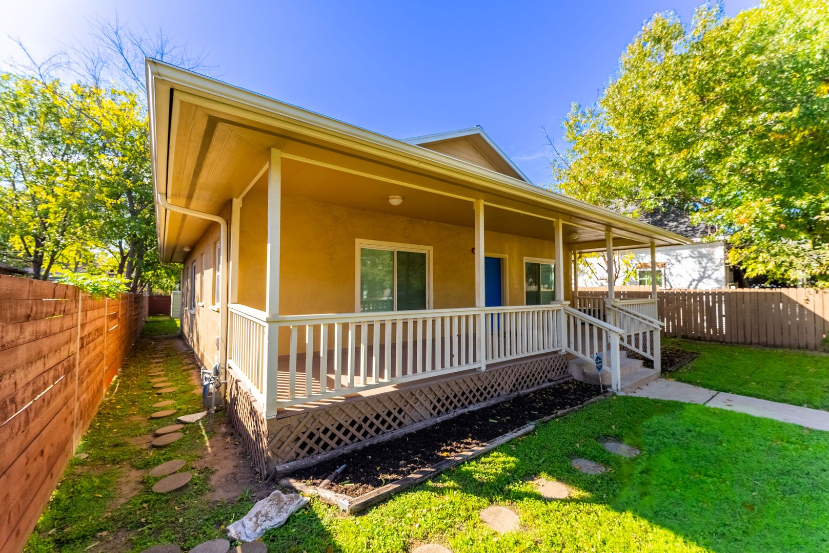 Captivating 3 Bedroom, 2 Bathroom, One-Story Retreat near Downtown ATX!!! – photo 3