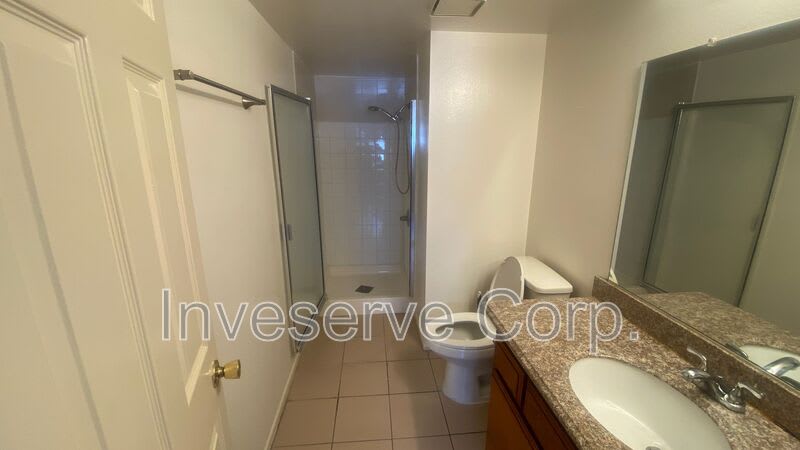 310 N Moore Ave – photo 5