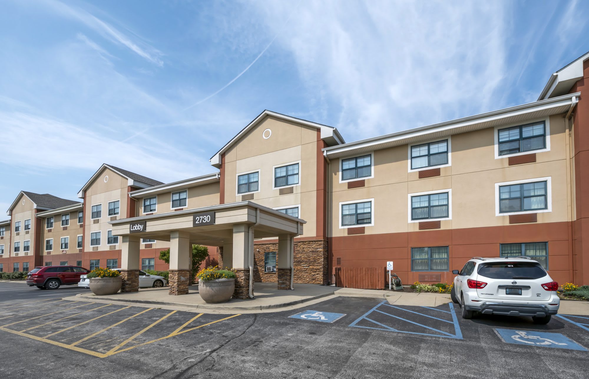 Suites Indianapolis – photo 3