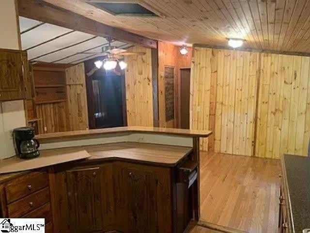 121 Shadowbrook Court – photo 2