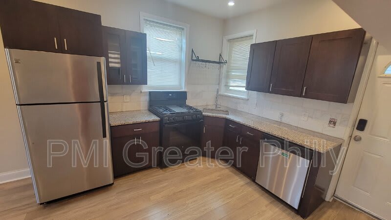 306 Cambridge St – photo 5