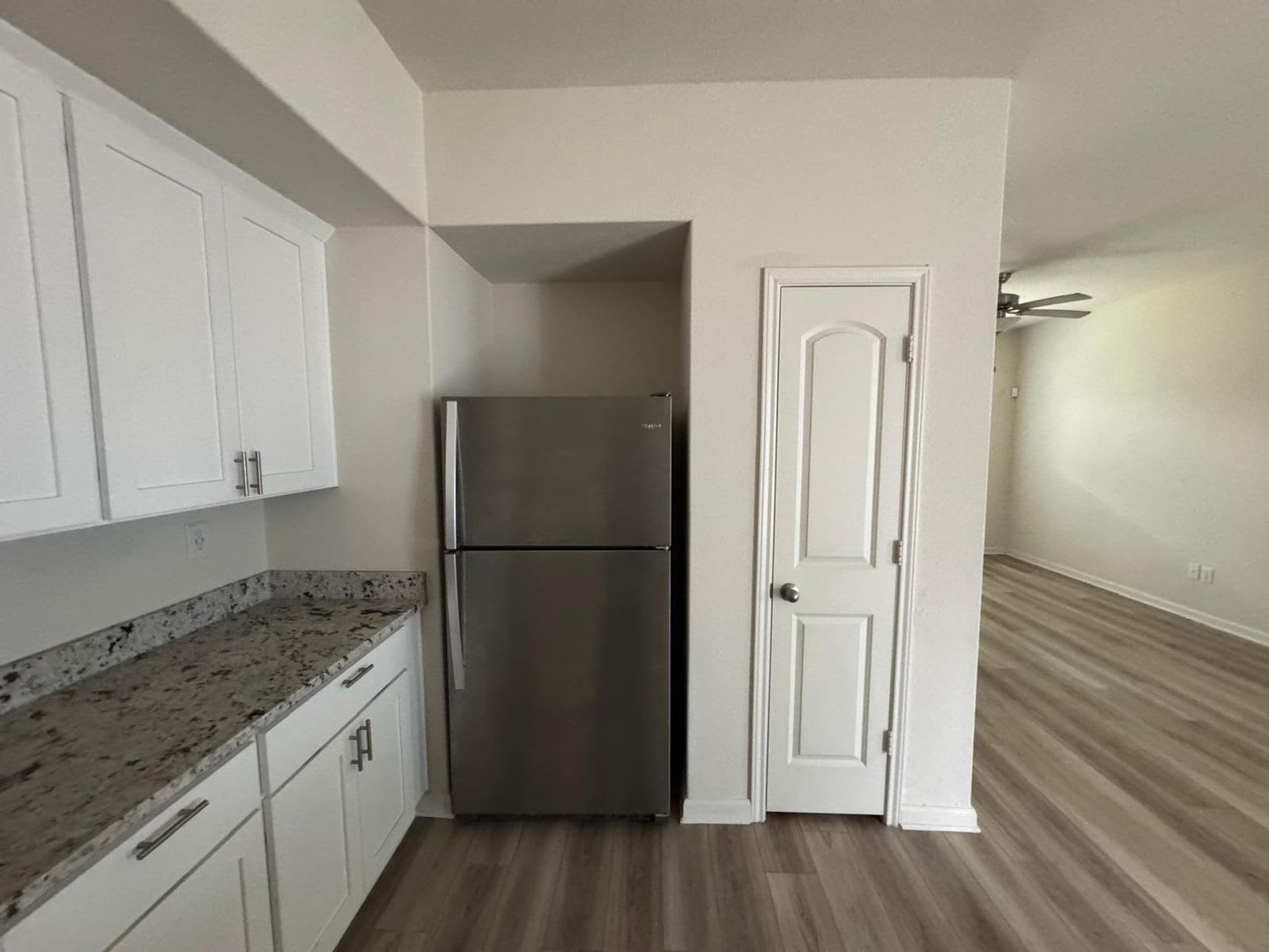 Stunning And Spacious 3 Bed 2 5 Bath New Home In Princeton Tx With Fenced Yard Elegant Finishes And Chef S Kitchen – photo 4