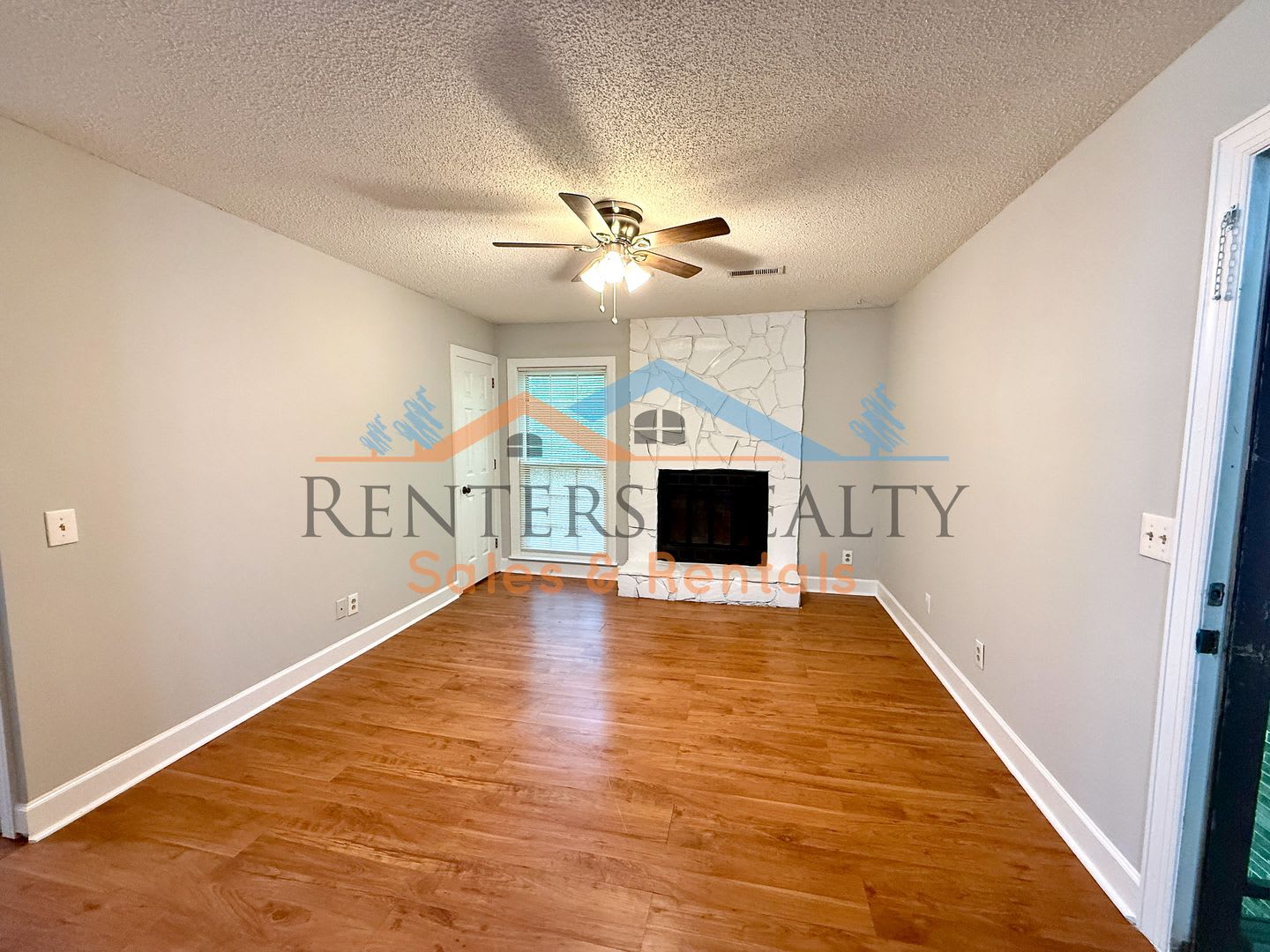 2 Bedroom Condo on Chapman Mountain – photo 2