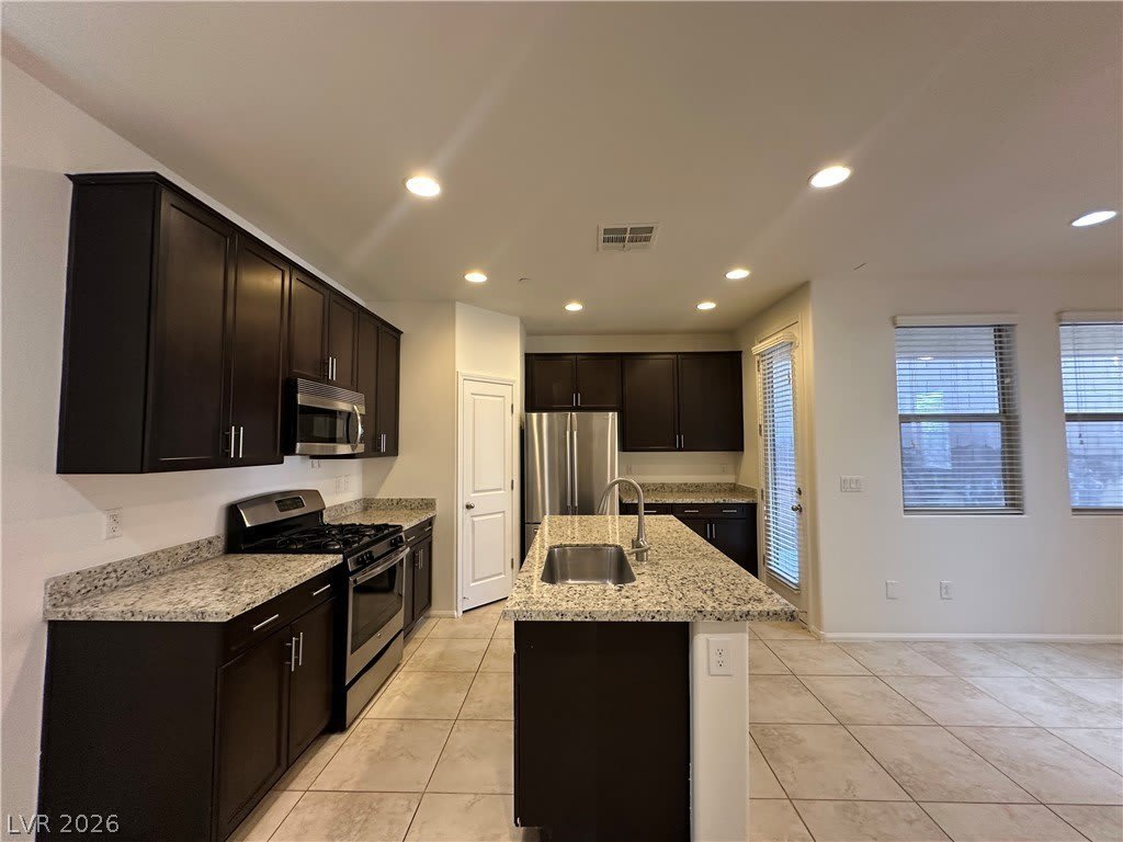 7563 Whitman Colonial Street – photo 4
