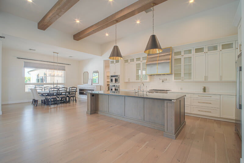12424 E Victoria St – photo 3
