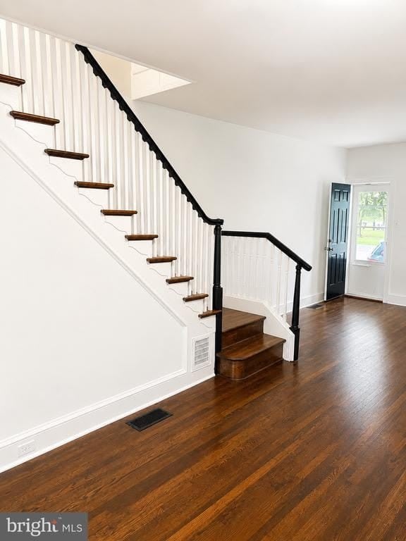 519 S JACKSON STREET – photo 2