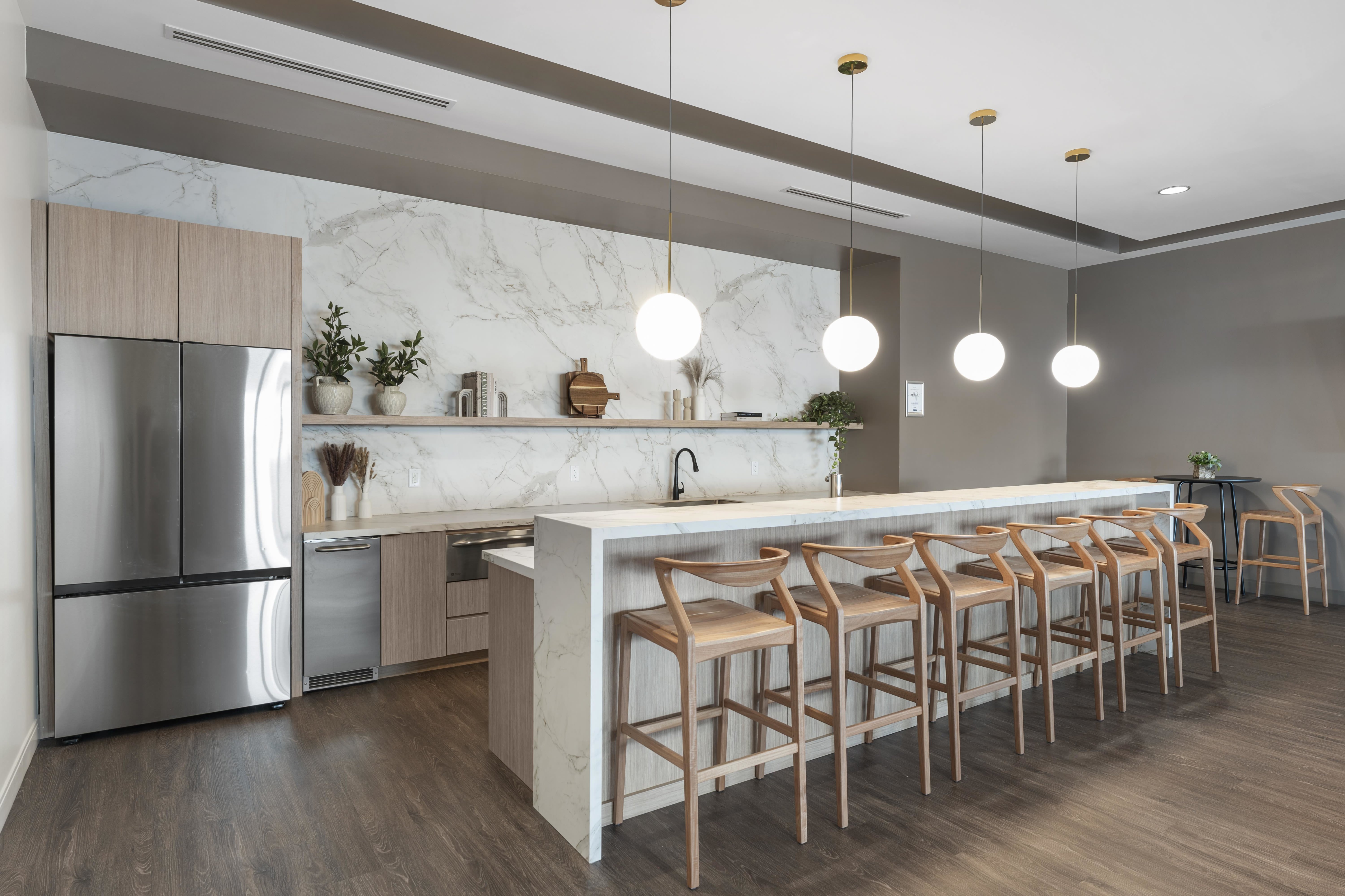 75 Tresser – photo 3