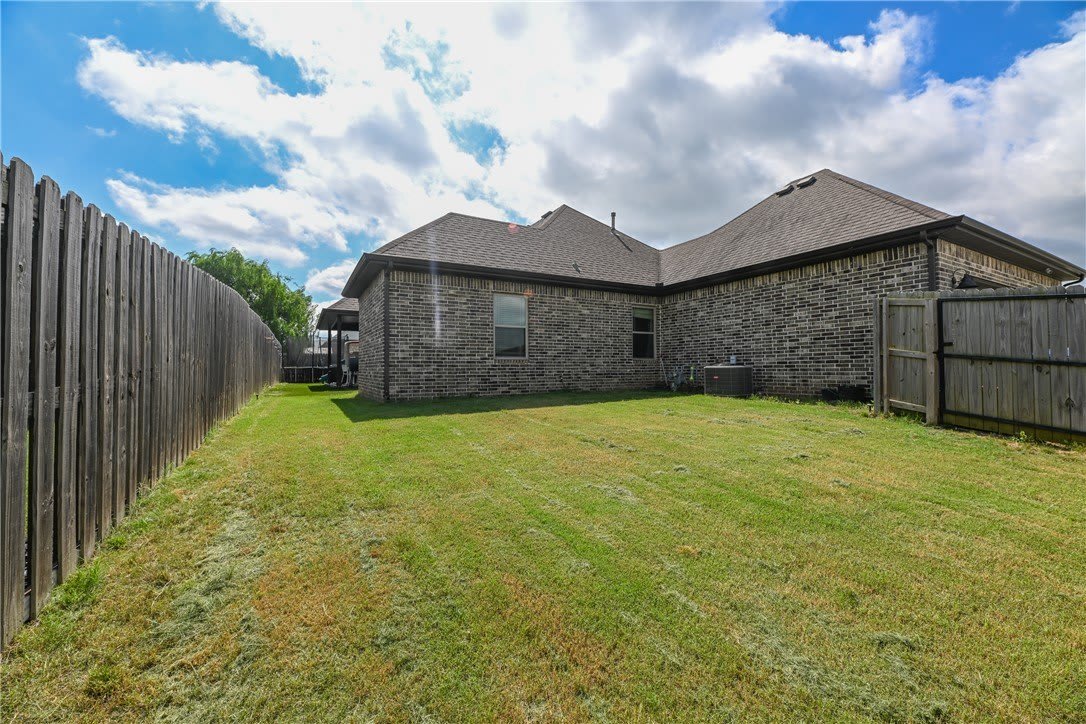 5824 W Persimmon Street – photo 3