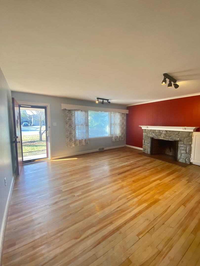 Gorgeous 2 Bedroom, 2 Bathroom Home! – photo 4