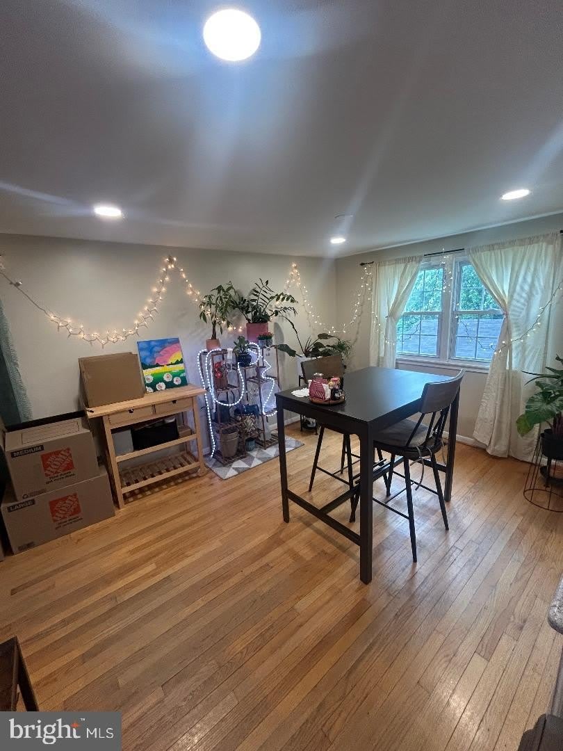 1027 GROVEHILL Road – photo 2