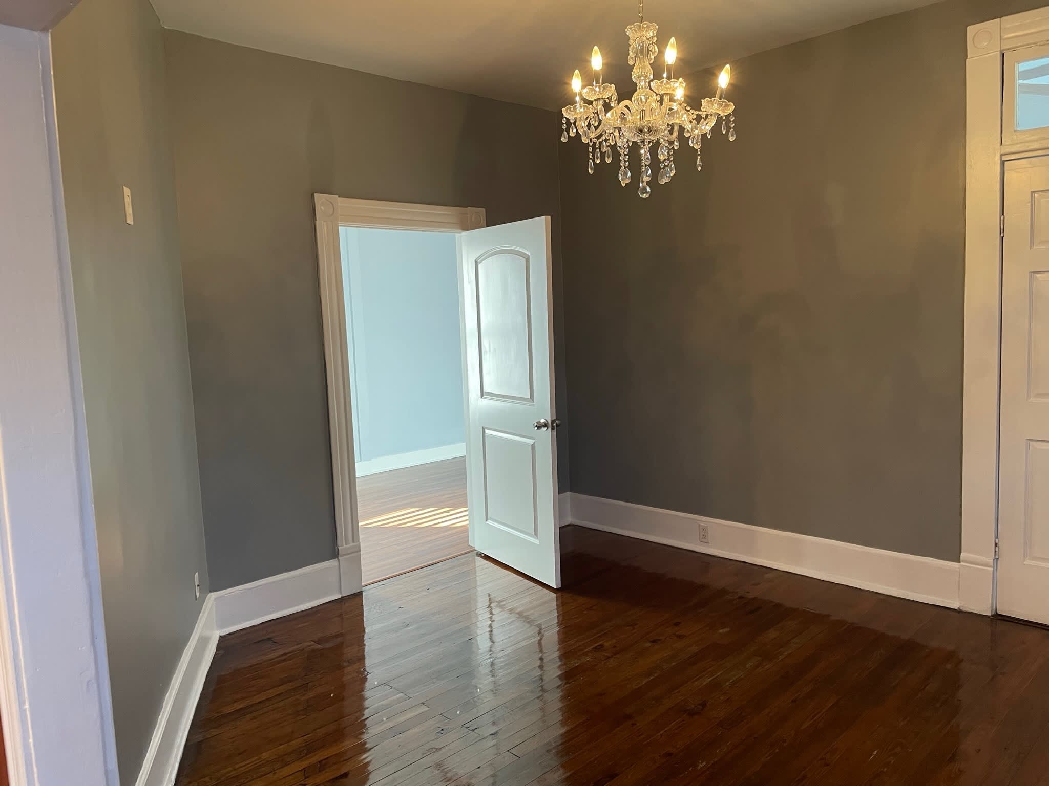 2024 N Market St – photo 2