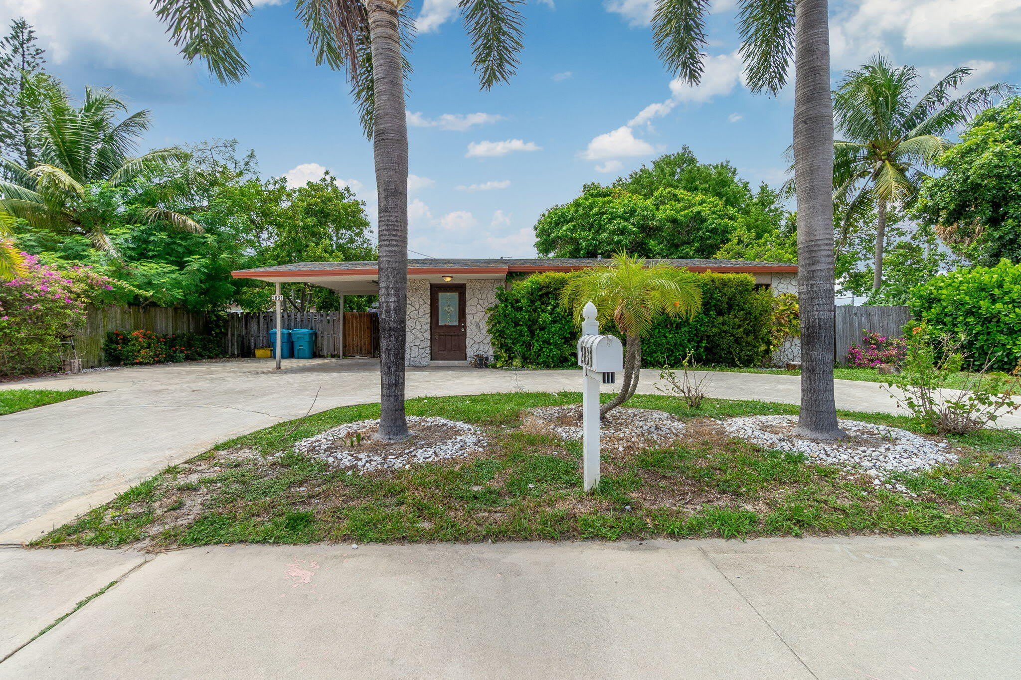 2831 N Seacrest Boulevard – photo 3