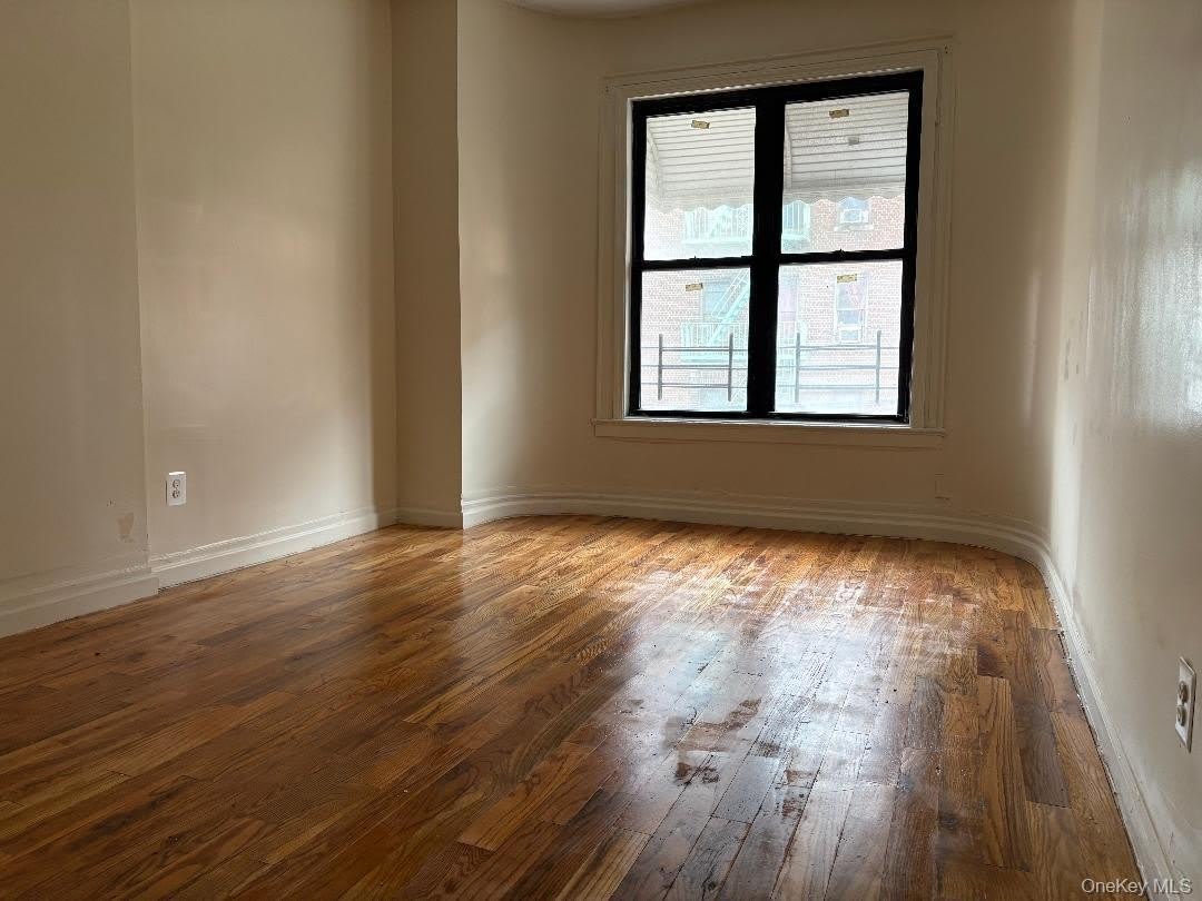 342 E 194th Street – photo 5