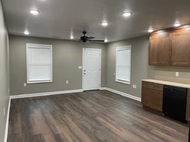 724 South 3Rd Avenue A – photo 2