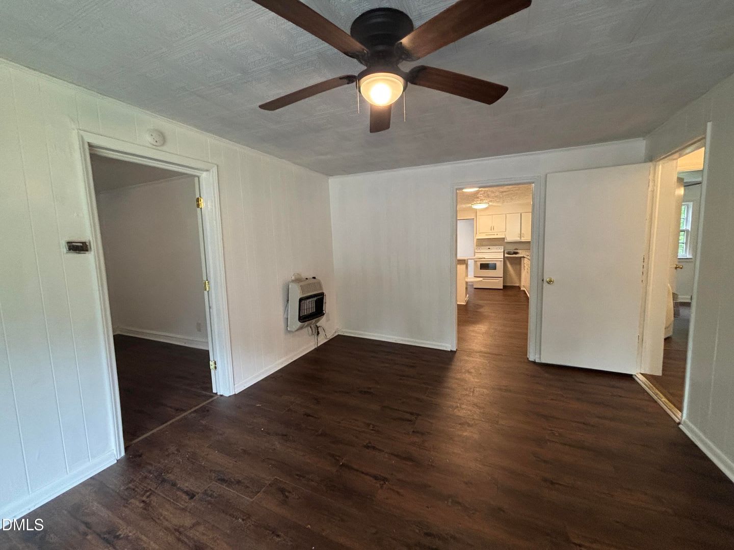 87 Robert Thompson Rd – photo 3