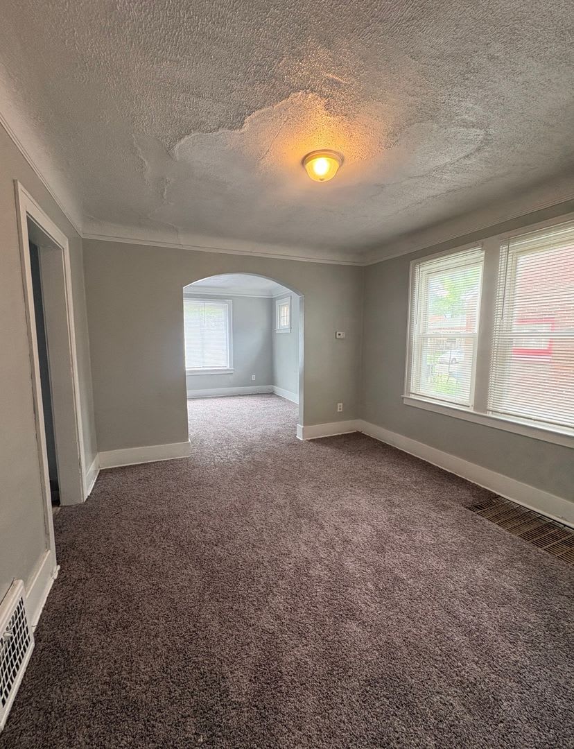 9342 Northlawn – photo 3