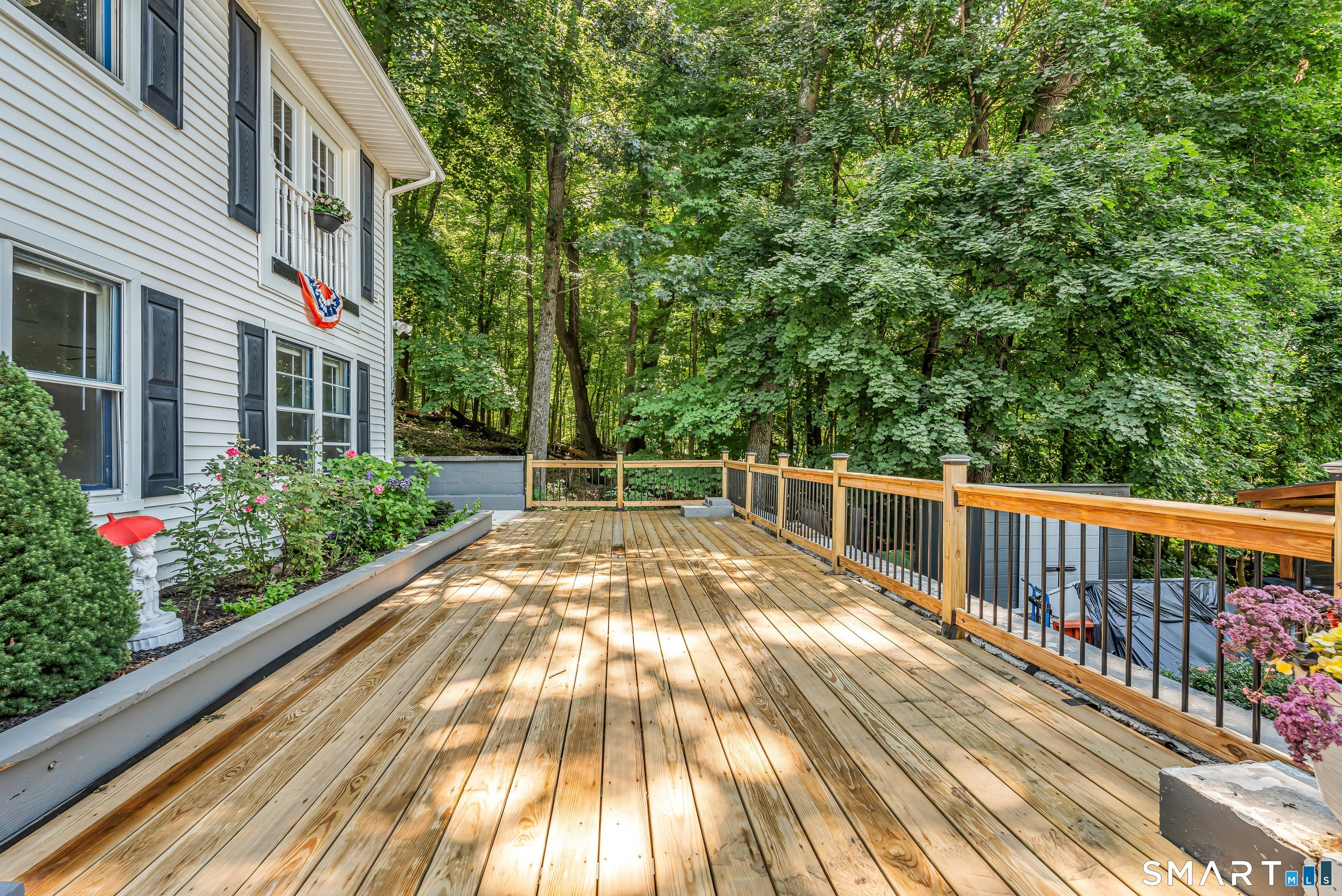112 Woodbine Street – photo 5