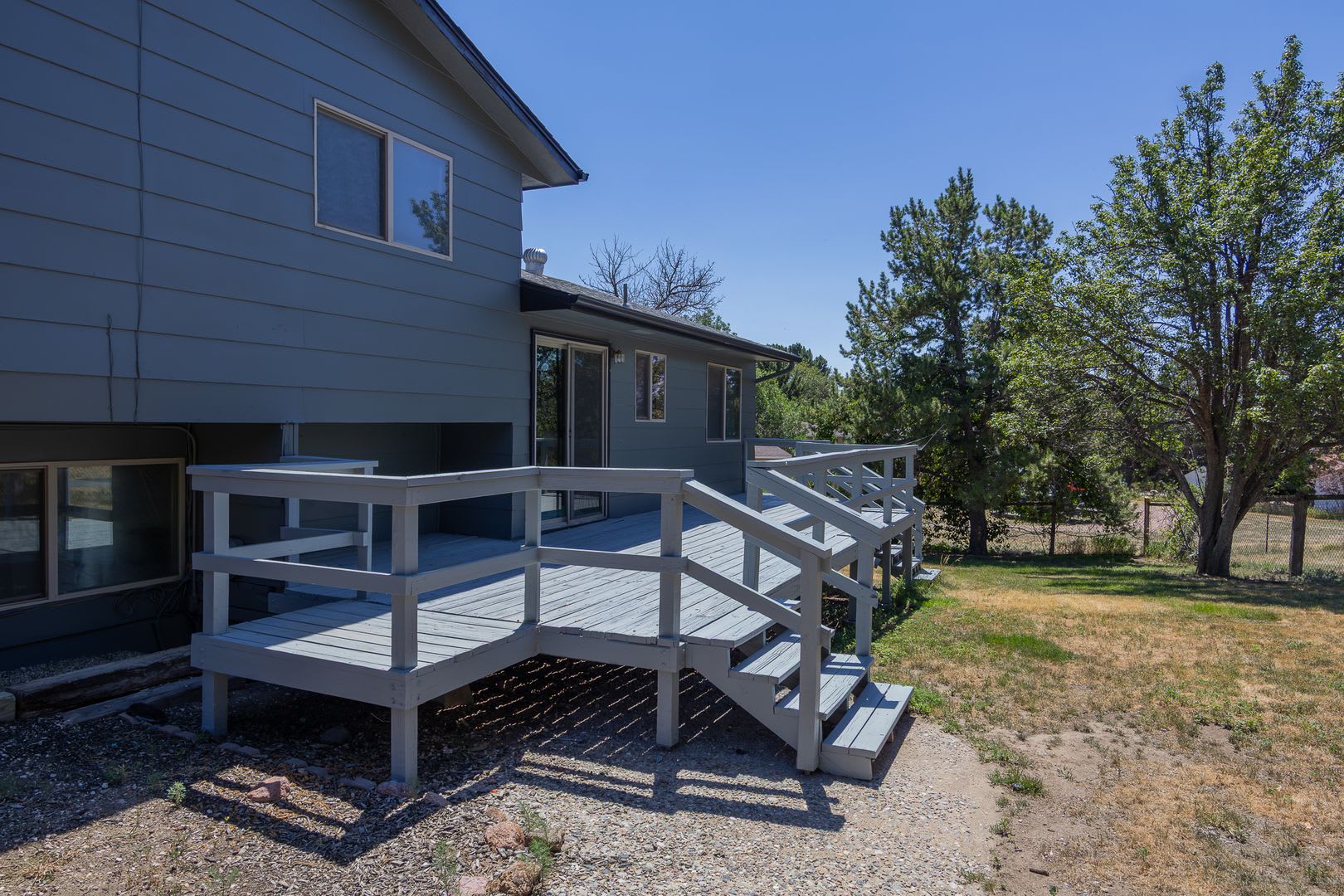 Large home on almost an acre- Academy and Flintridge, 80918! – photo 5