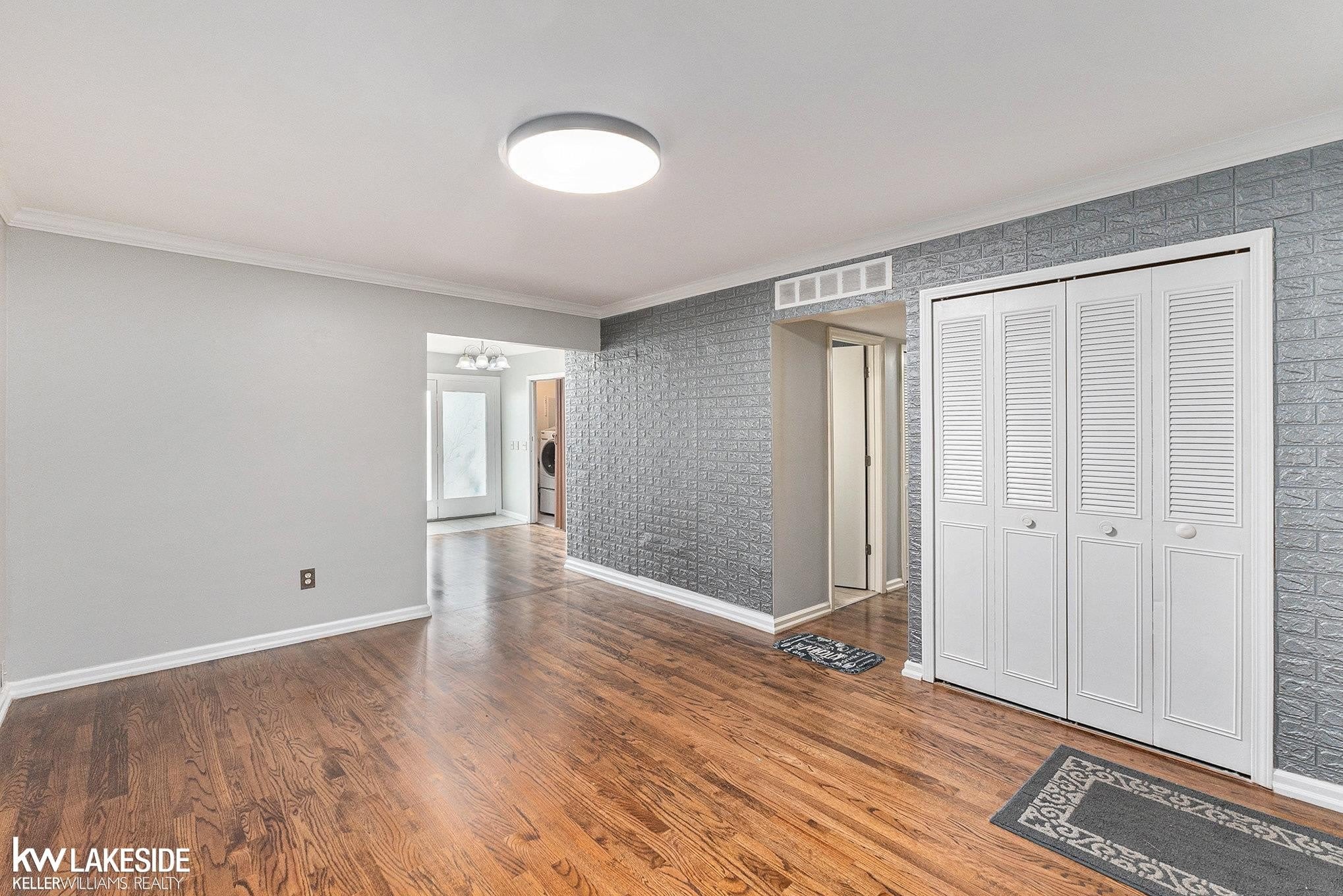 37239 Carpathia Boulevard – photo 4