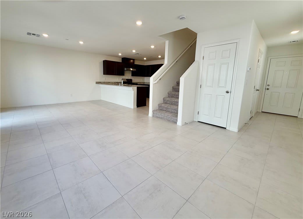 2708 Sandia Crest Street – photo 3