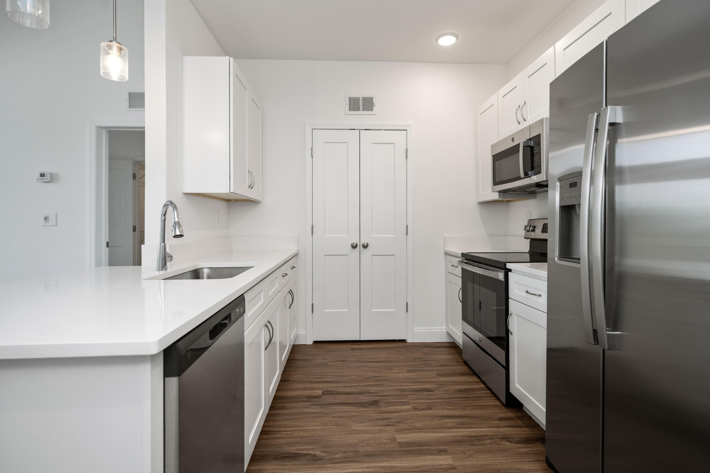 231 Walton Avenue – photo 2