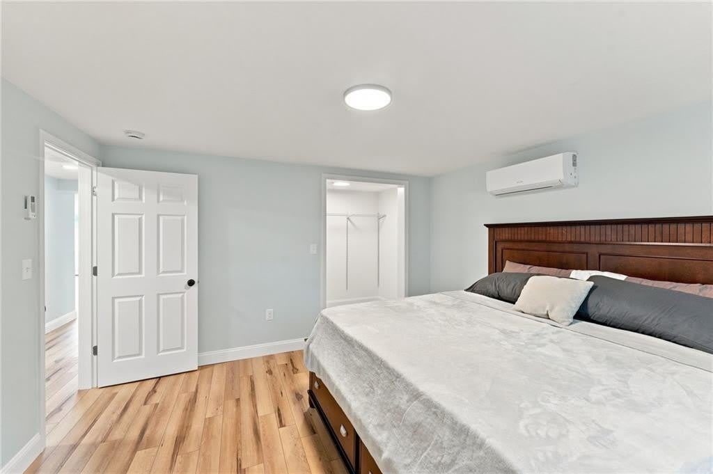 16 Grace Avenue – photo 1