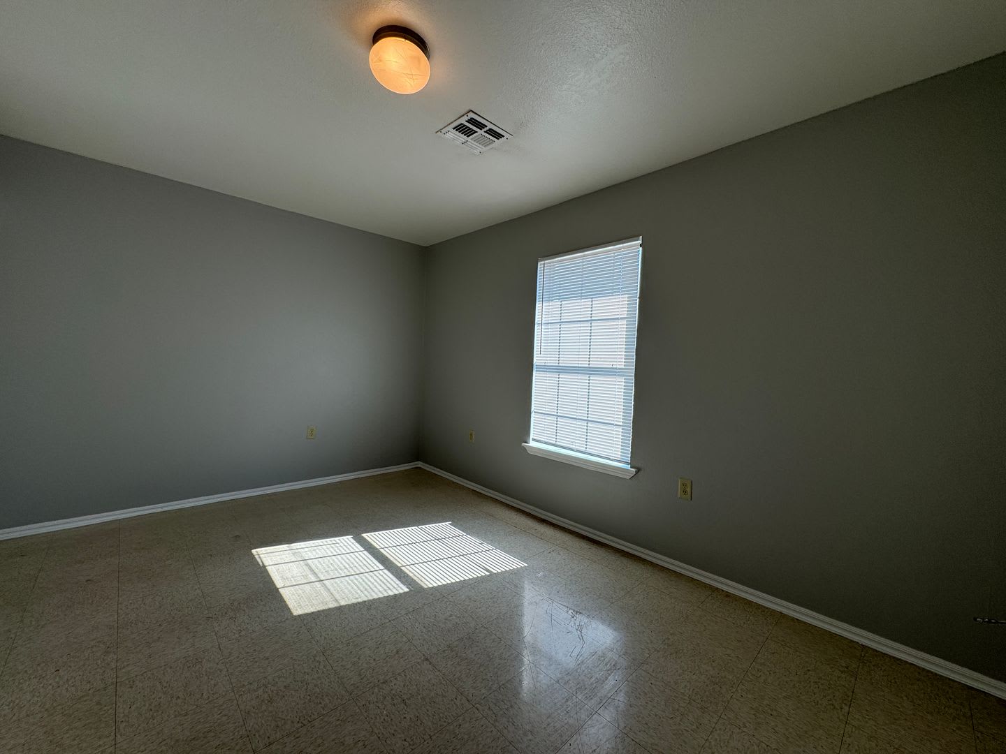 1801 SW C, Unit B- COMING SOON! – photo 4