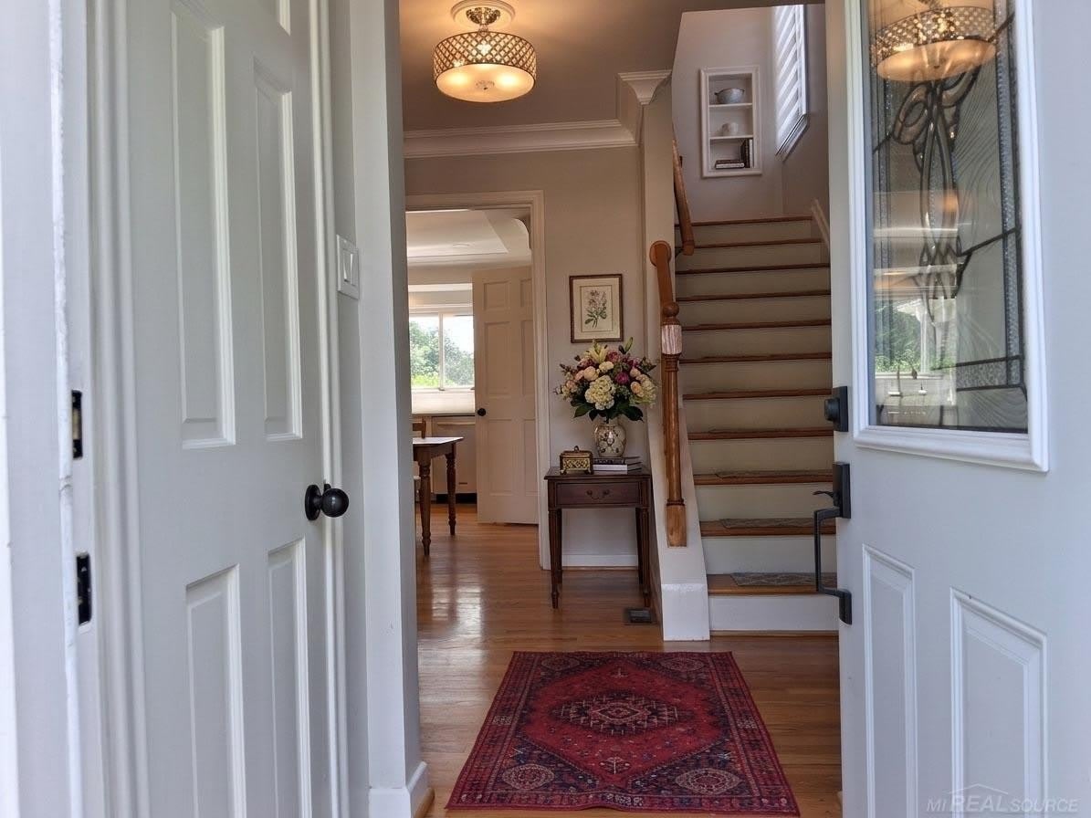 906 Putney Street – photo 2