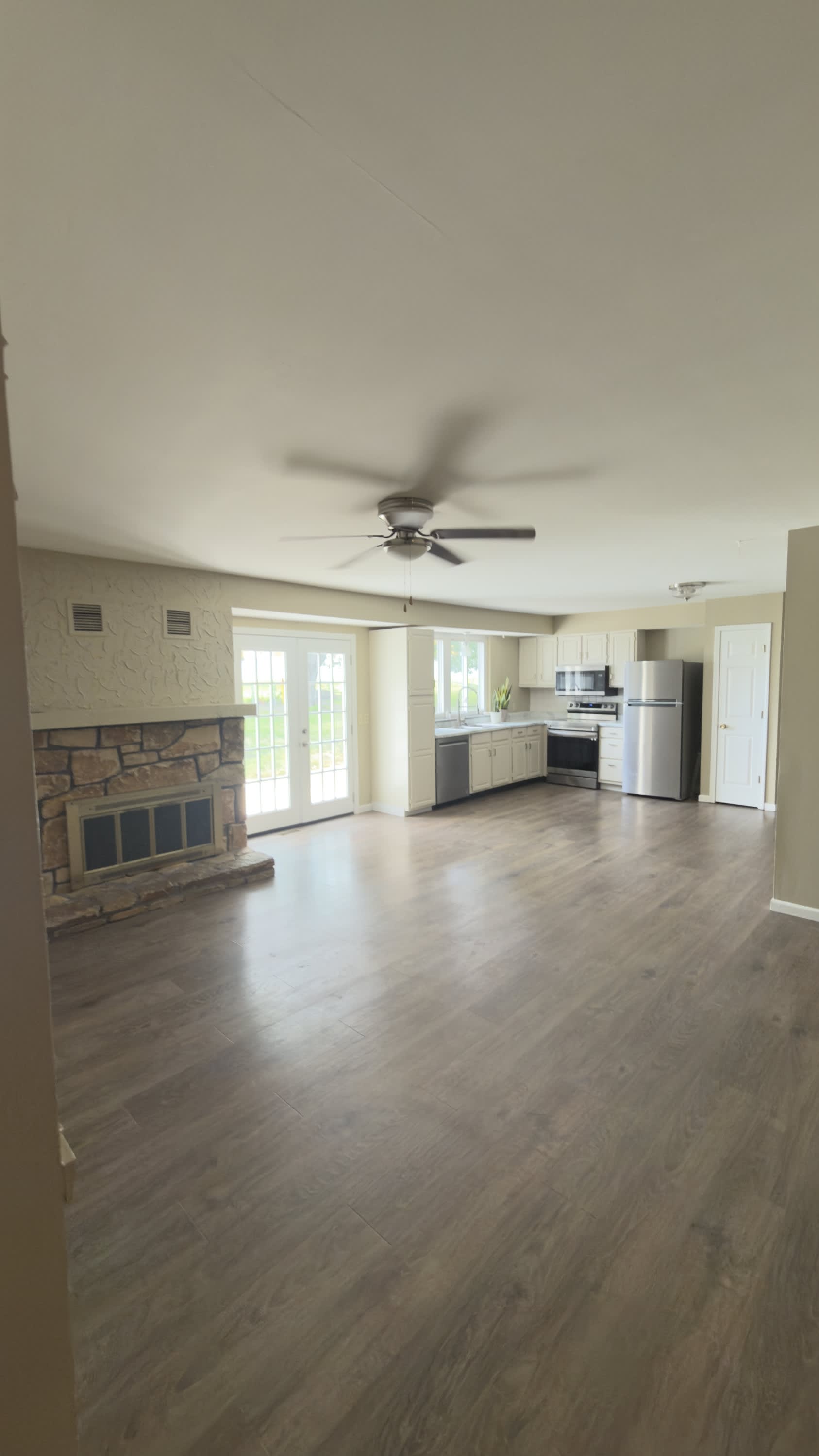 40 South Hillview Drive – photo 3