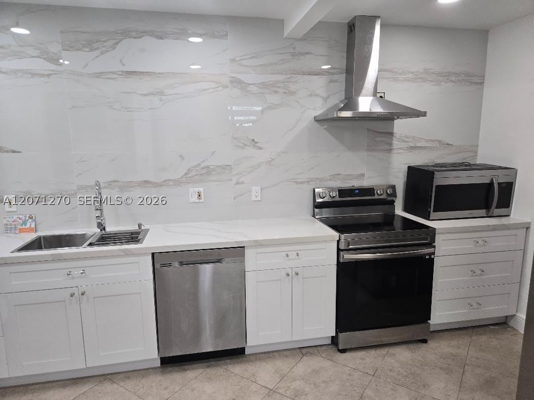 18360 NE 22nd Ave – photo 4