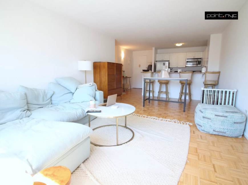 255 8th ave – photo 3