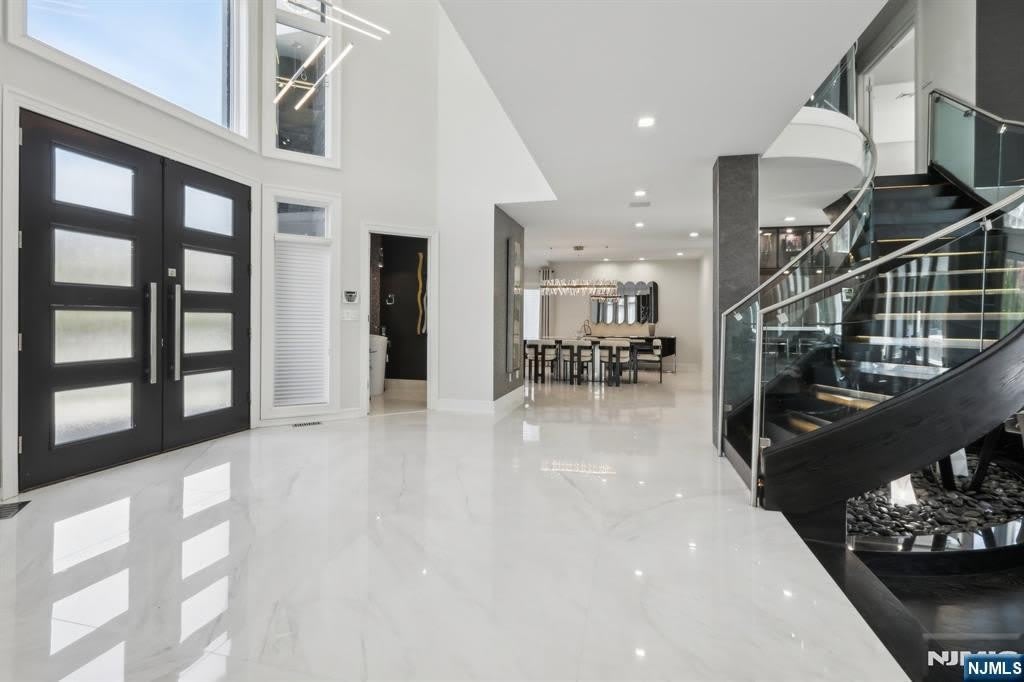63 Roberts Road – photo 5