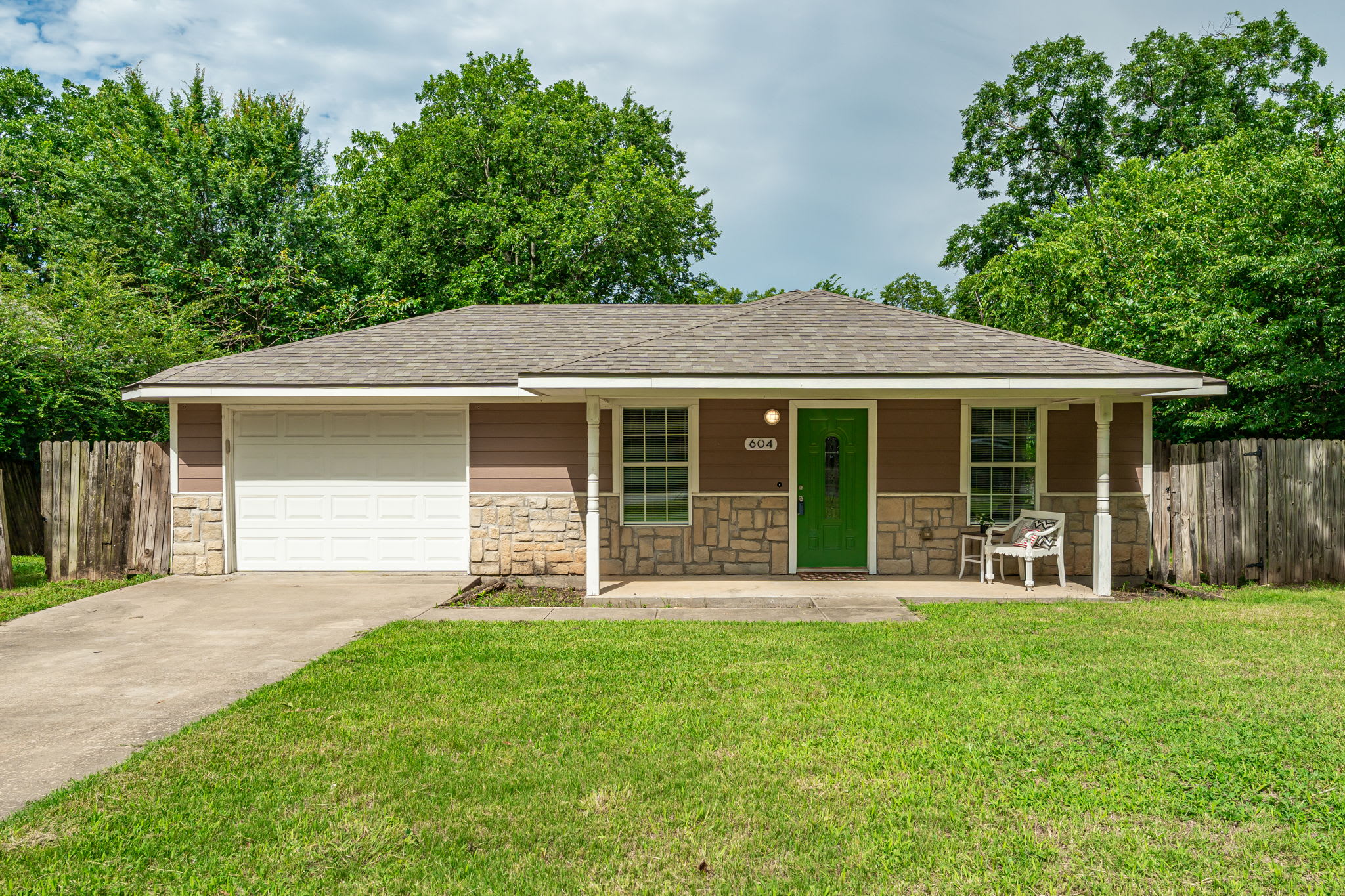 604 South Maxey Street – photo 1